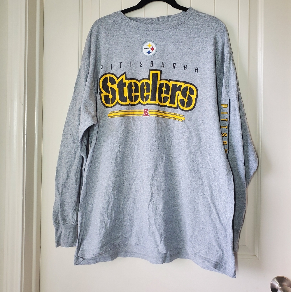 Pittsburgh Steelers gray long sleeve shirt in size xl